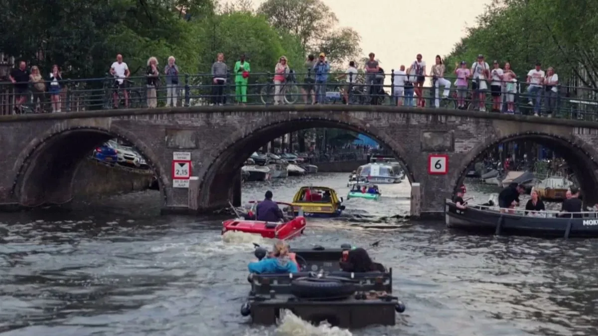 Amsterdam Bids Farewell to Amphibious Car Parade Amid Emission Rules