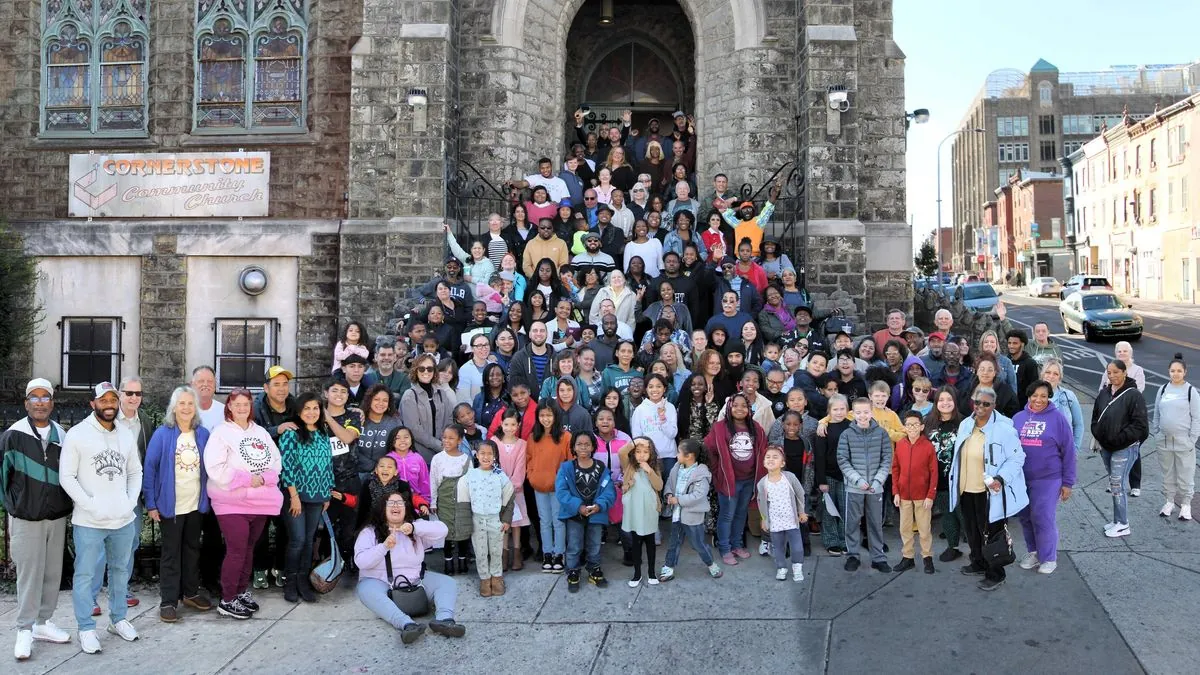 circle-of-hope-the-rise-and-fall-of-a-progressive-church-in-philadelphia