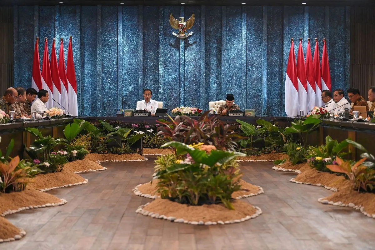 Jokowi Holds Historic Cabinet Meeting in Nusantara, Indonesia's Future Capital