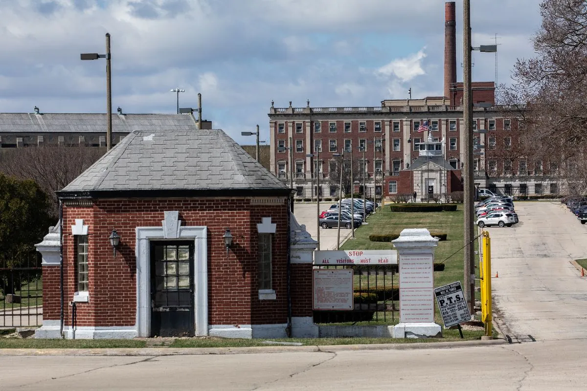 Illinois Judge Orders Closure of Century-Old Stateville Prison by September