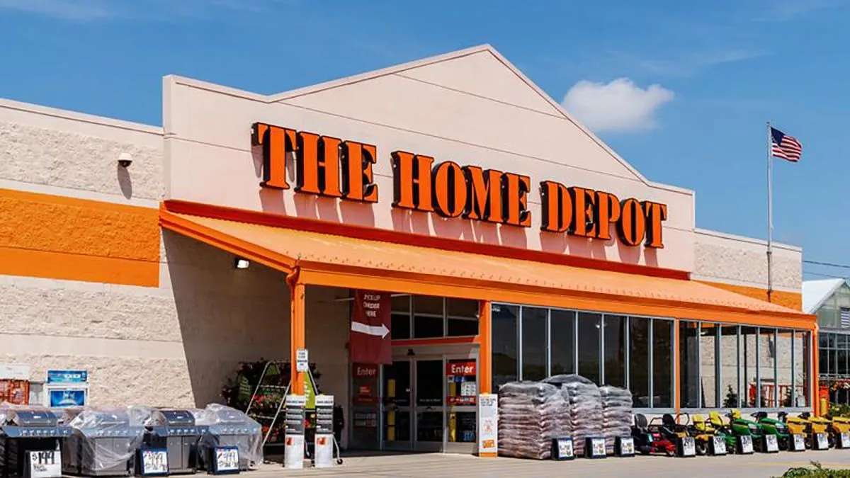 home-depot-forecasts-sales-dip-amid-economic-anxiety