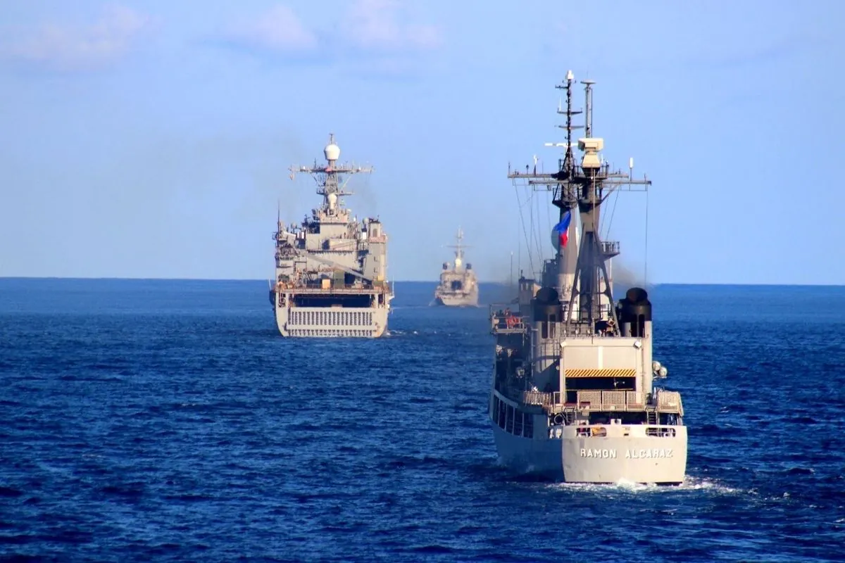 us-and-french-navies-conduct-joint-exercises-in-philippine-sea