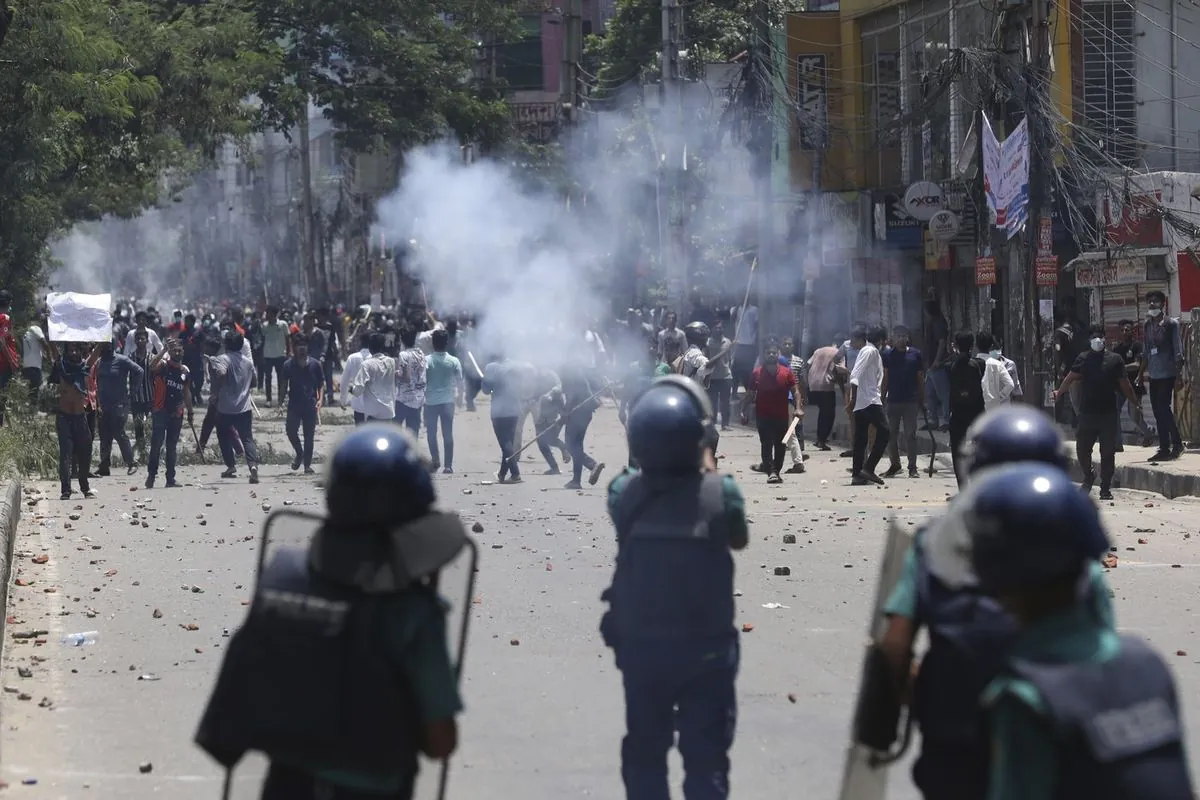 Clashes Erupt in Dhaka as Protesters Block Memorial Access