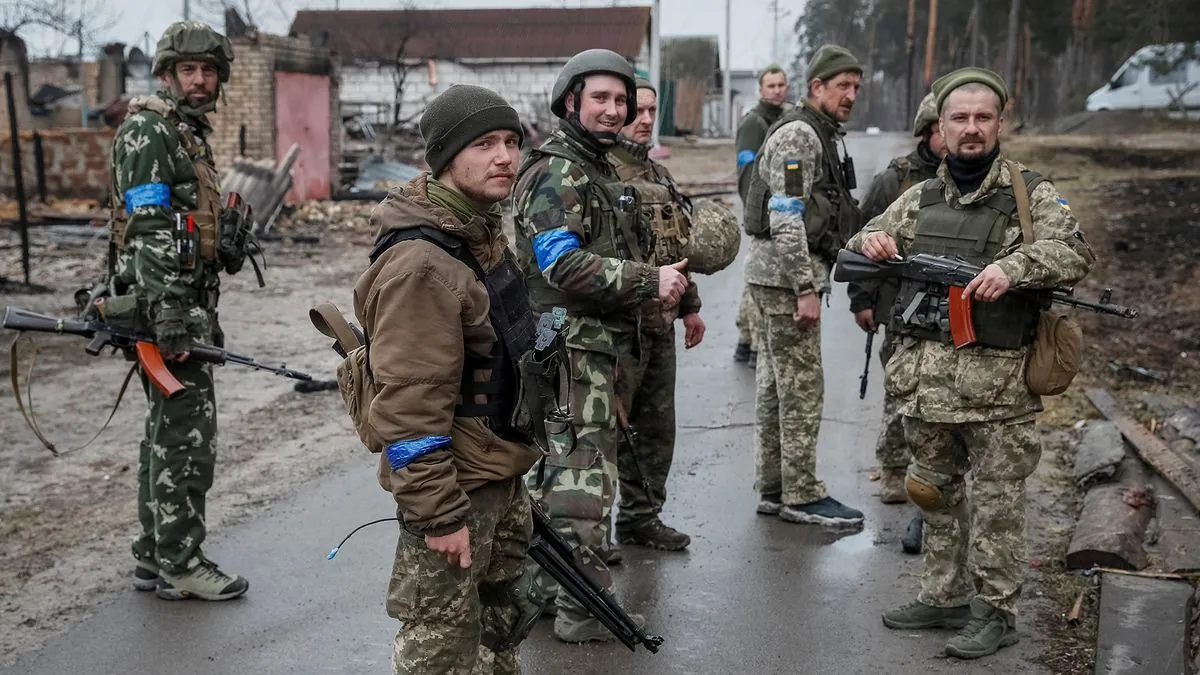 Ukrainian Forces Seize Russian Border Town in Tactical Offensive