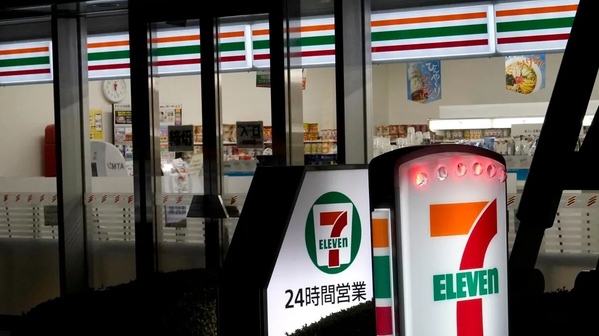 Canadian Retail Giant Eyes Takeover of Japan's 7-Eleven Operator