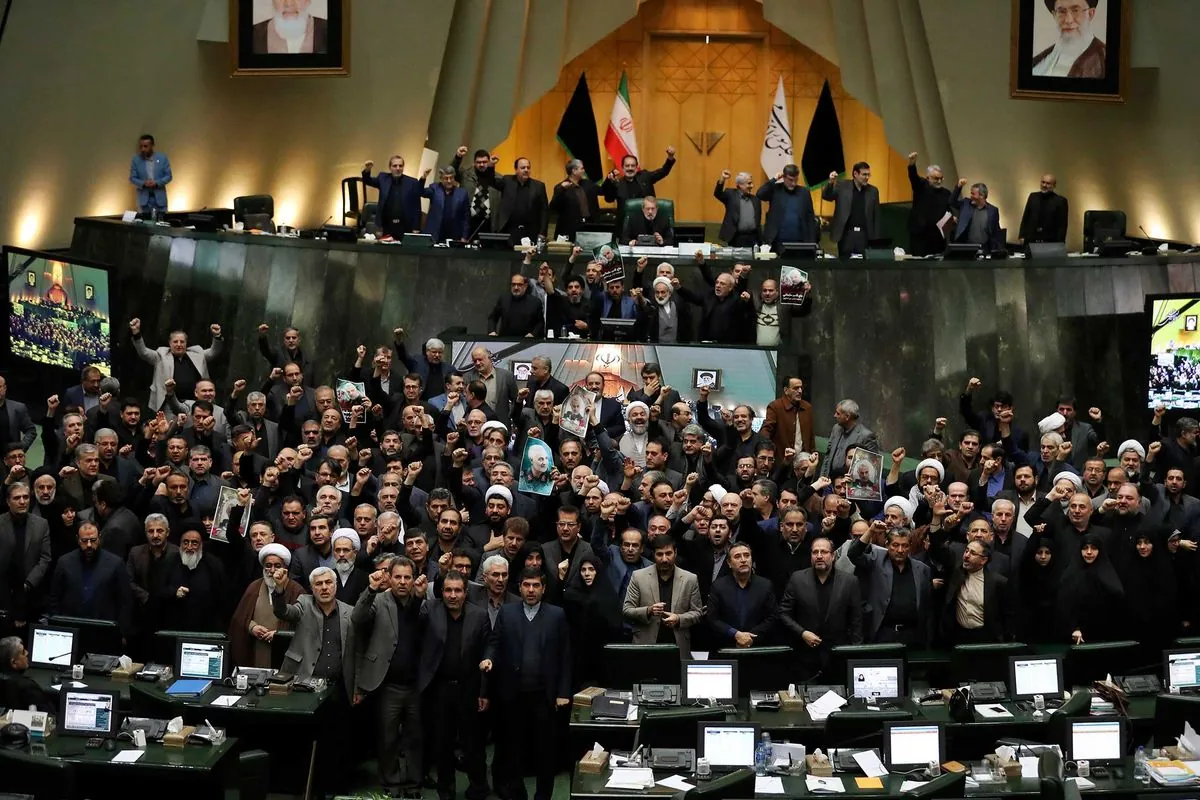 Iranian Parliament Approves Full Cabinet in Historic Vote