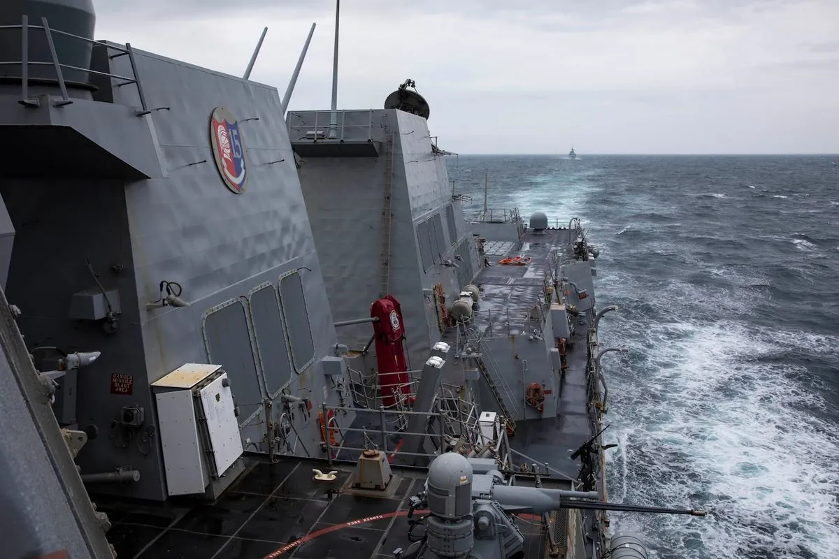 us-destroyer-navigates-taiwan-strait-amid-watchful-chinese-forces