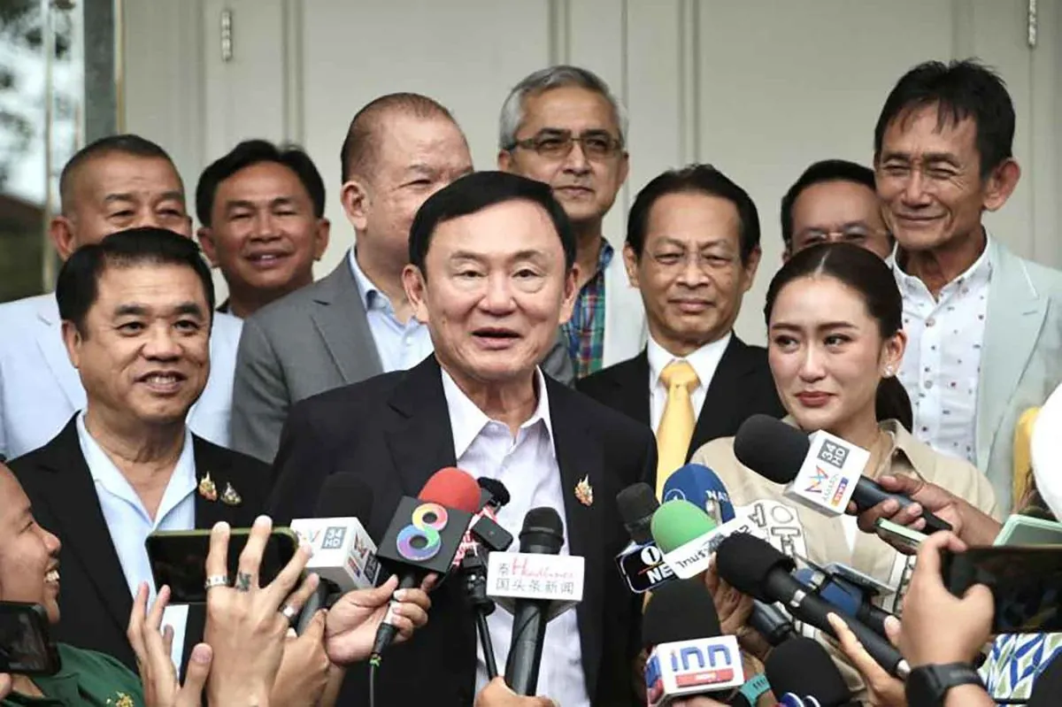 Thaksin Backs 500 Billion Baht Stimulus Plan for Thai Economy