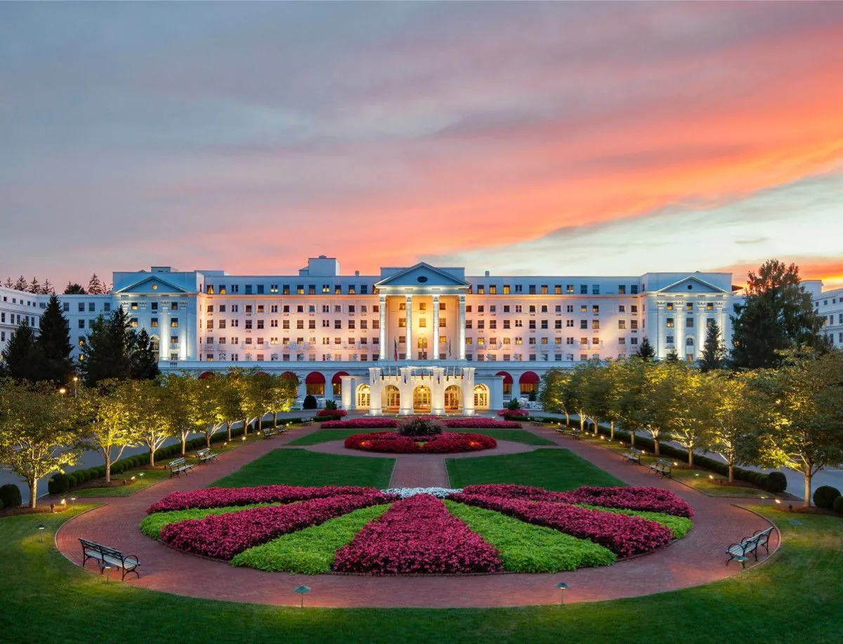 west-virginia-governors-family-secures-deal-to-save-historic-greenbrier-resort