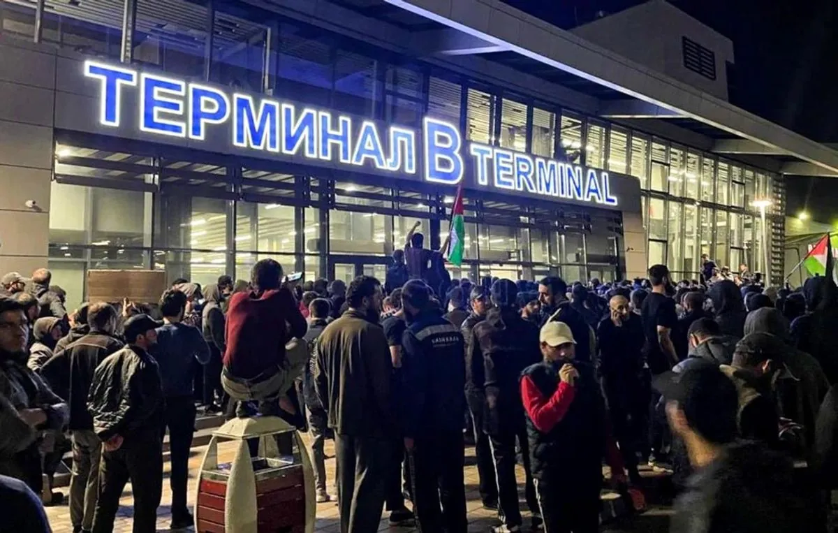 russian-court-sentences-five-for-dagestan-airport-protest