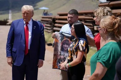 Trump's Border Wall Visit Highlights Discrepancies and Challenges