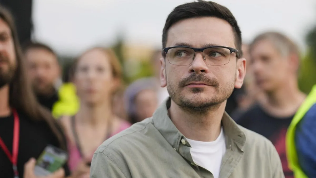 russian-dissident-ilya-yashin-grapples-with-exile-after-prison-release