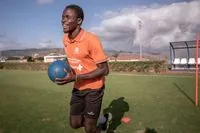 Malian Refugee Finds New Life Through Rugby in Tenerife