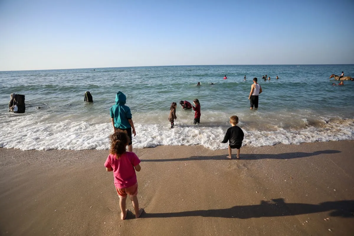 Gaza Crisis Deepens: Strikes, Displacements, and Stalled Peace Talks