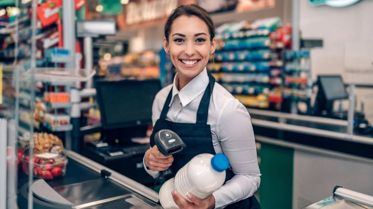 U.S. Consumer Confidence Rises in August, Boosting Economic Outlook