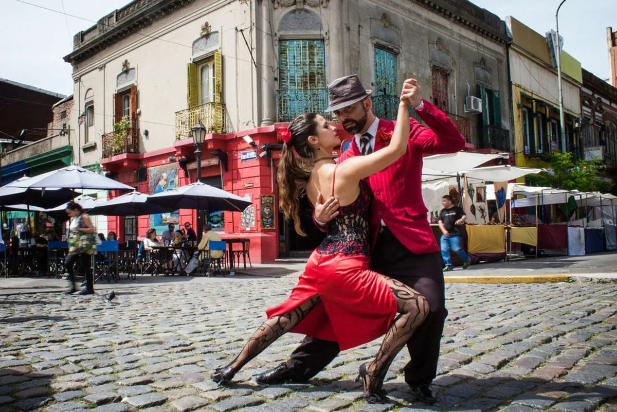 global-tango-enthusiasts-converge-for-buenos-aires-championship