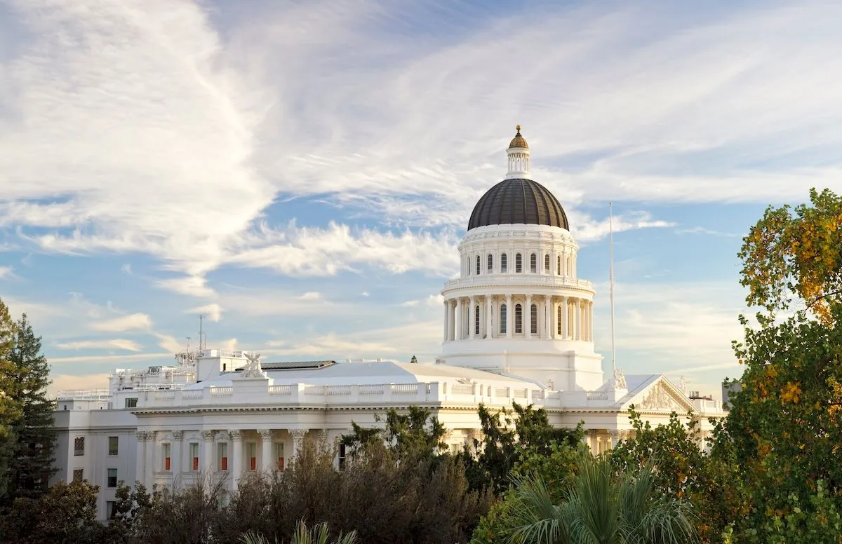 California Passes Landmark AI Regulation Bill, Sparking Industry Debate