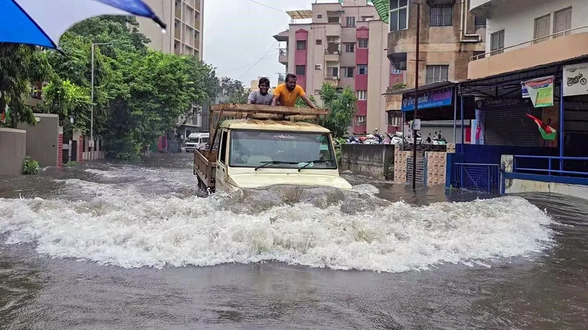 Coastal India and Pakistan Brace for Cyclonic Storm Amid Severe Flooding