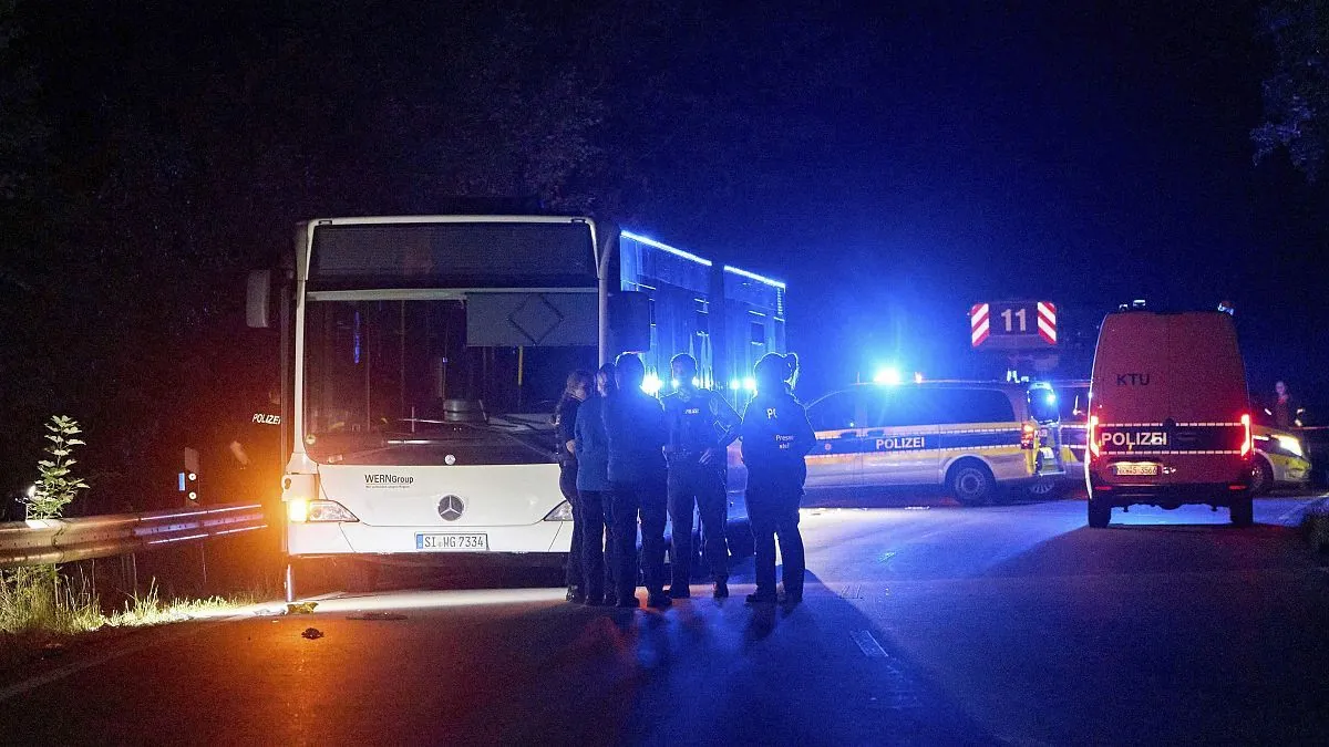 bus-knife-attack-in-siegen-injures-six-suspect-arrested