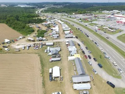 World's Longest Yard Sale: A 690-Mile Treasure Hunt Across Six States