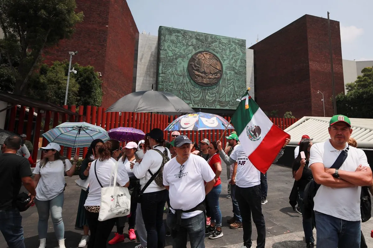 mexicos-supreme-court-joins-protest-against-controversial-judicial-reform