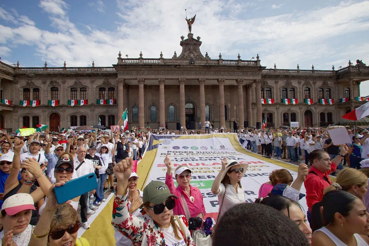 mexicos-congress-approves-controversial-judicial-reform