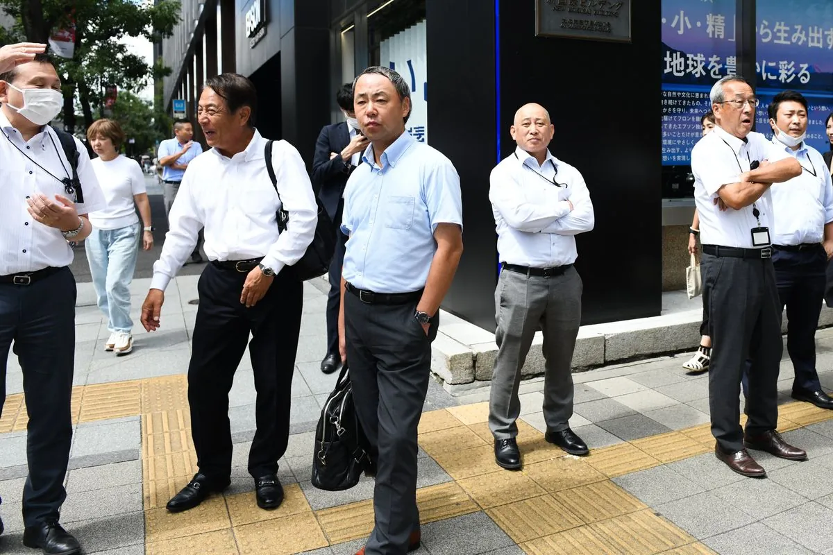 Japan's Real Wages Rise for Second Month, Boosted by Summer Bonuses