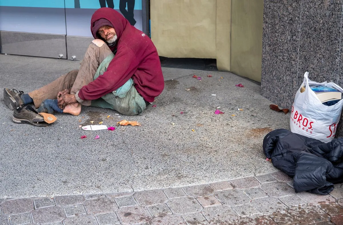 palm-springs-enacts-public-sleeping-ban-amid-californias-homelessness-crisis