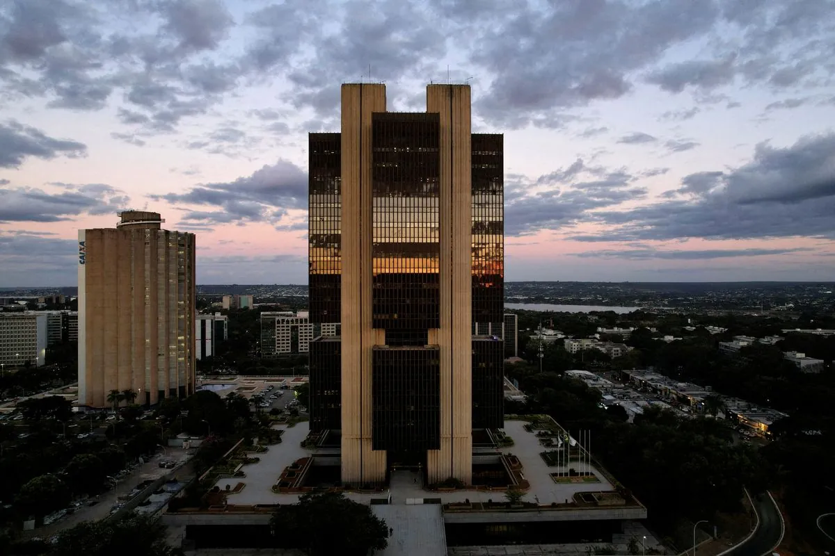 Brazil's Budget Deficit Exceeds Expectations Despite Revenue Growth