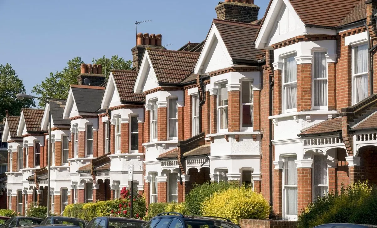 UK House Prices Surge: Fastest Annual Growth Since Late 2022