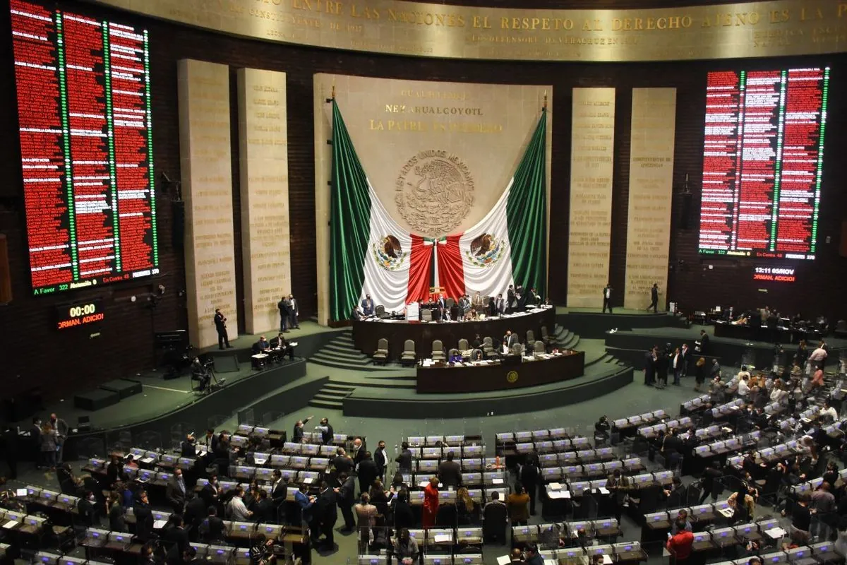 Mexican Opposition Unites to Challenge Judicial Reform Vote