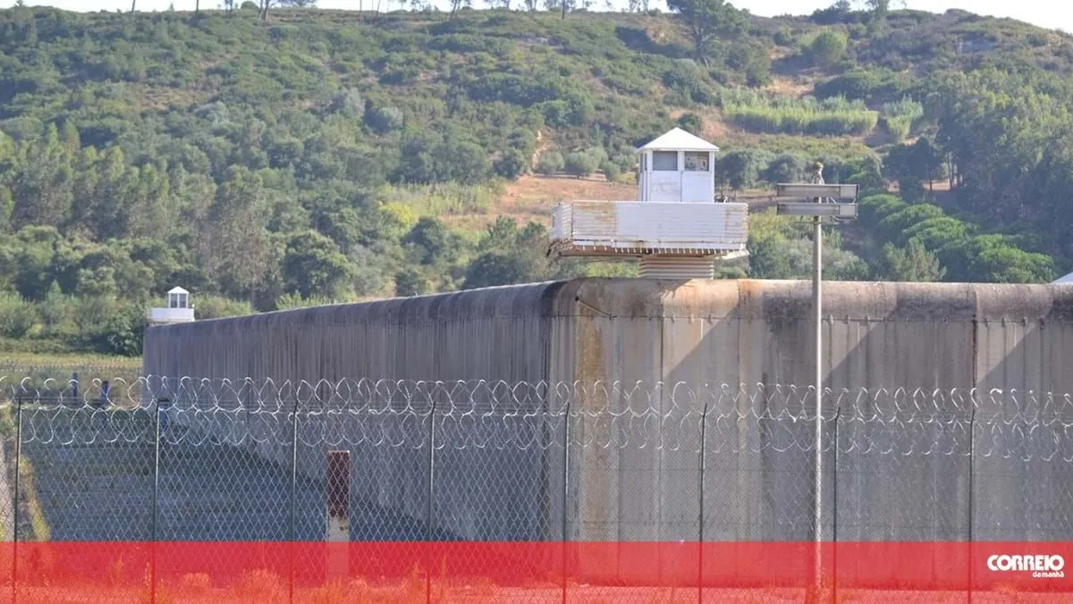 Five Inmates Break Out of High-Security Prison Near Lisbon