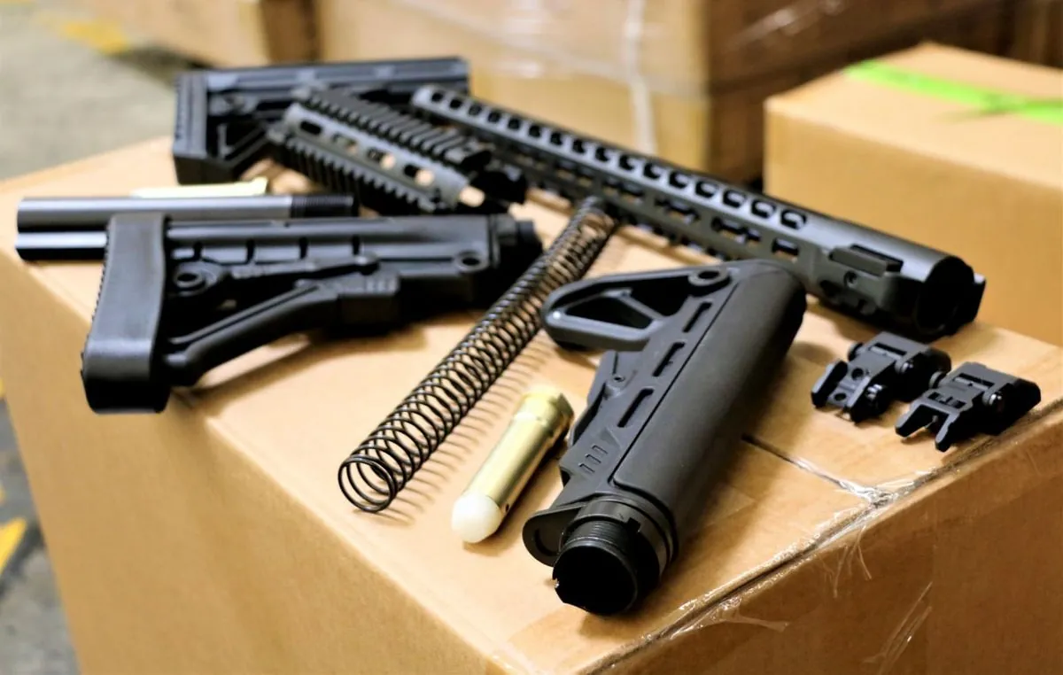 us-authorities-shut-down-350-websites-selling-illegal-gun-parts-from-china