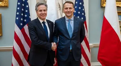 Blinken to Discuss Ukraine Support and Defense Ties in Warsaw Talks