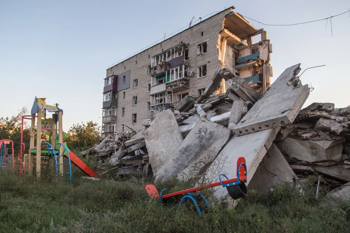 Russian Shelling Claims Lives in Donetsk Village, Ukraine Reports