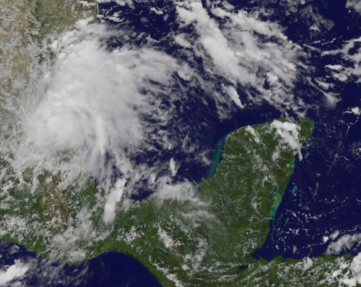 atlantic-storm-gordon-weakens-noaa-predicts-active-hurricane-season