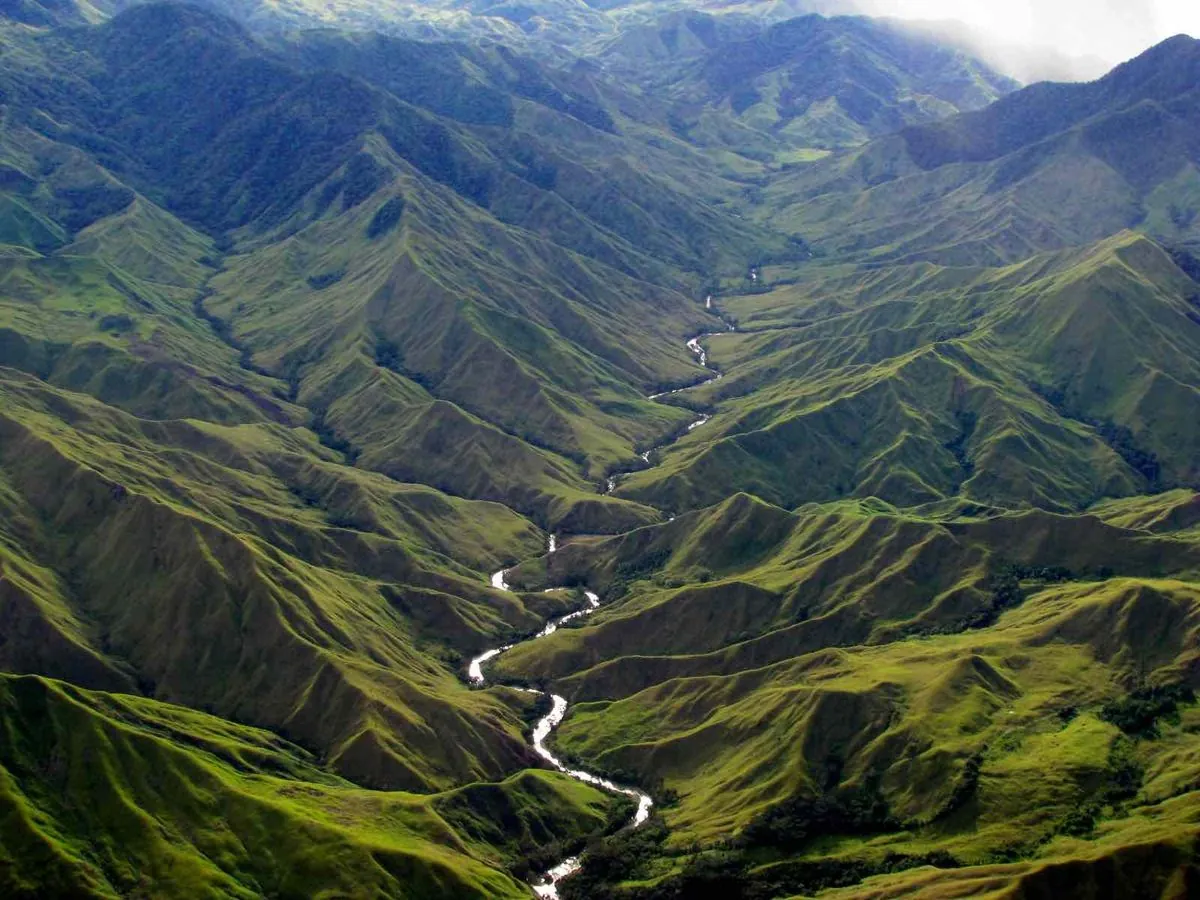 Deadly Tribal Conflict Erupts Near Papua New Guinea Gold Mine