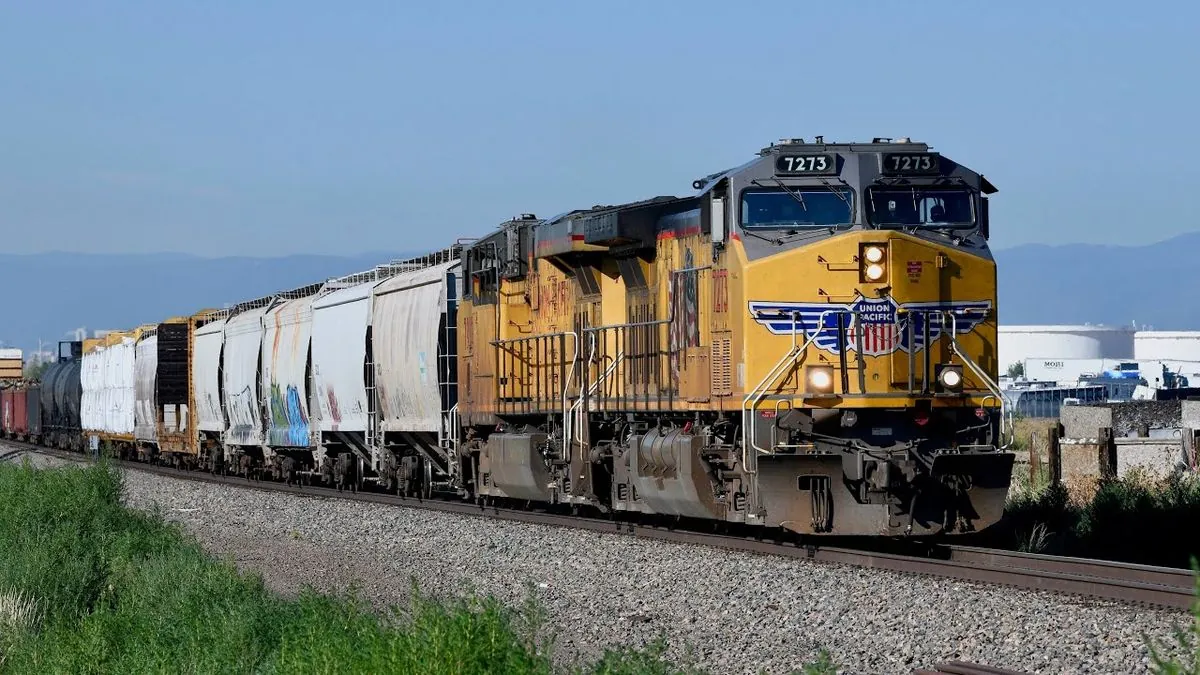 U.S. Freight Train Safety Concerns Rise as Lengths Increase