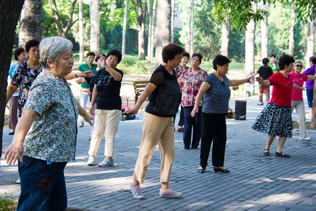 China's Cautious Retirement Age Reform Faces Demographic and Economic Hurdles