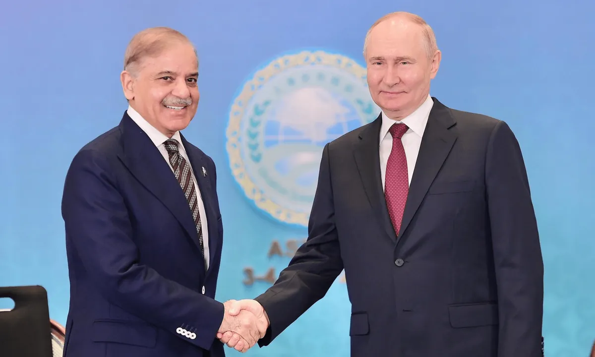 russia-backs-pakistans-brics-membership-bid-strengthening-ties