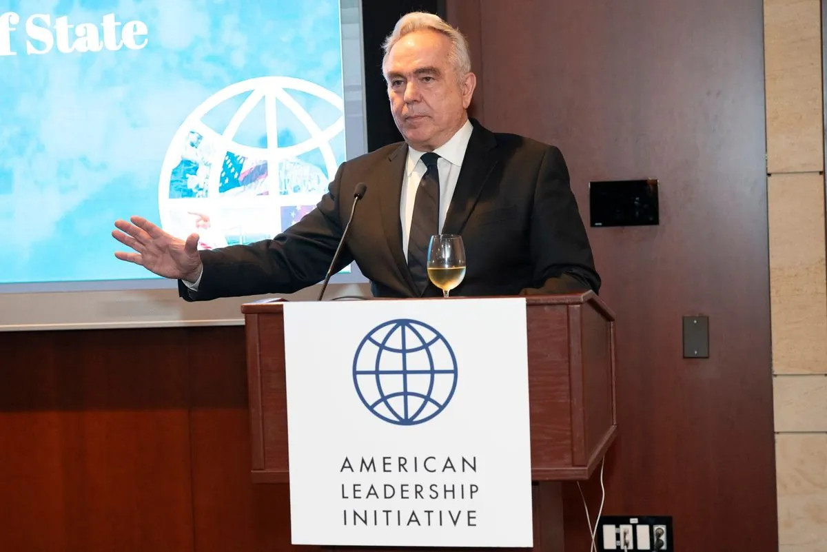 us-diplomat-urges-bipartisan-china-focus-naval-buildup-amid-global-challenges