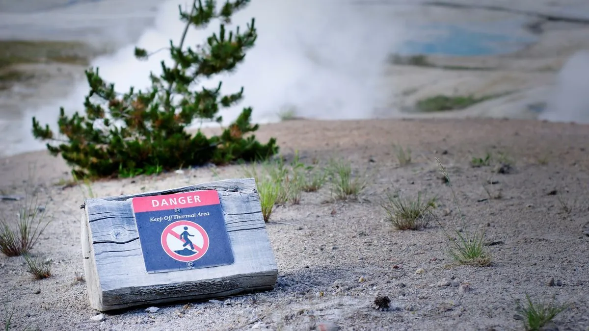 yellowstone-visitor-suffers-severe-burns-in-off-trail-thermal-area-incident