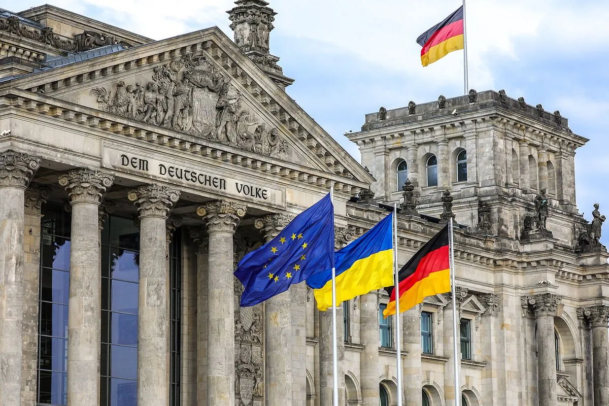 germany-poised-to-boost-ukraine-military-aid-by-euro400-million