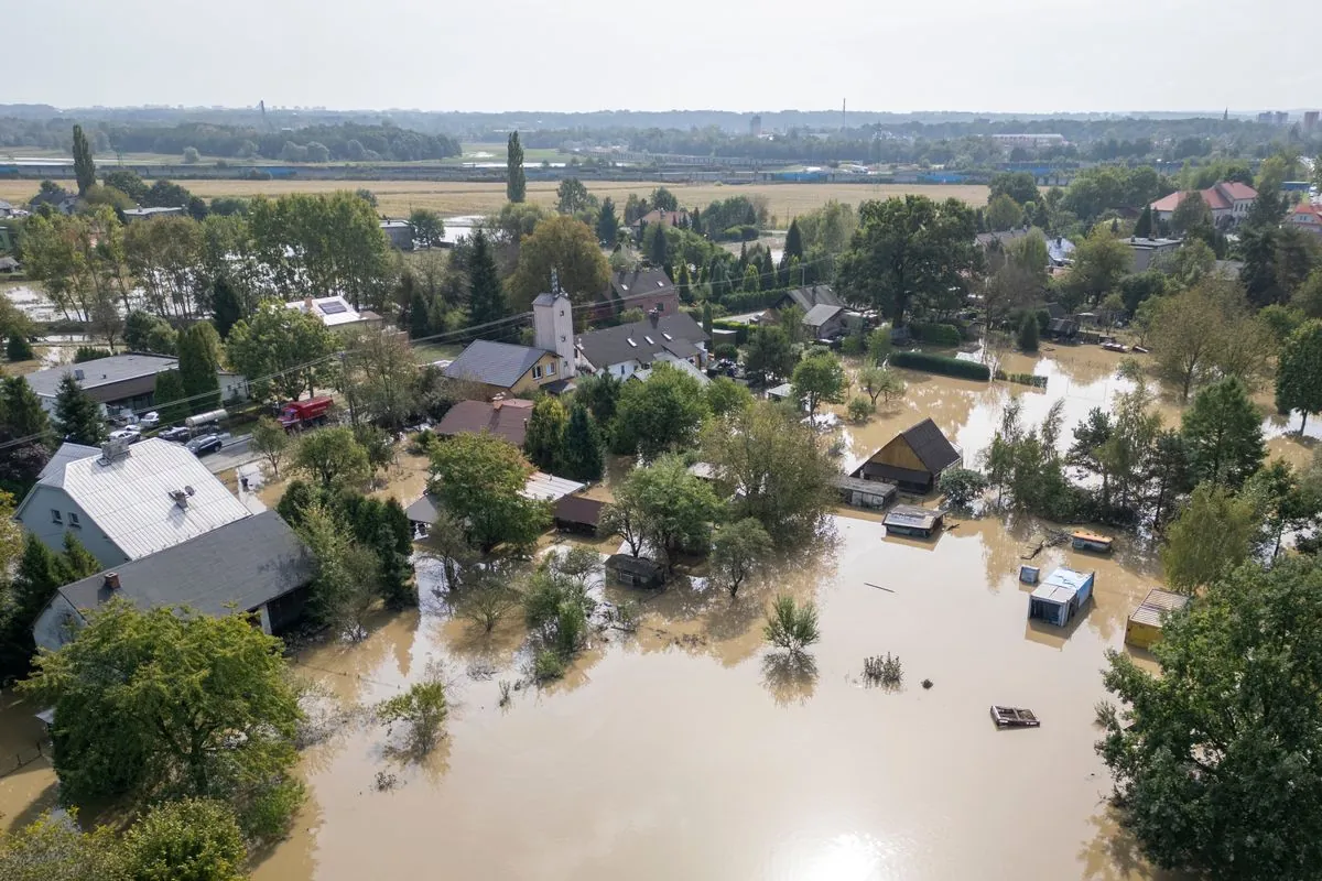 polish-military-pilots-pivot-from-combat-to-flood-relief-in-central-europe