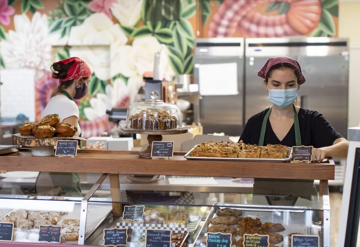 Pennsylvania Bakery's Cookie Poll Sweetens 2024 Presidential Race