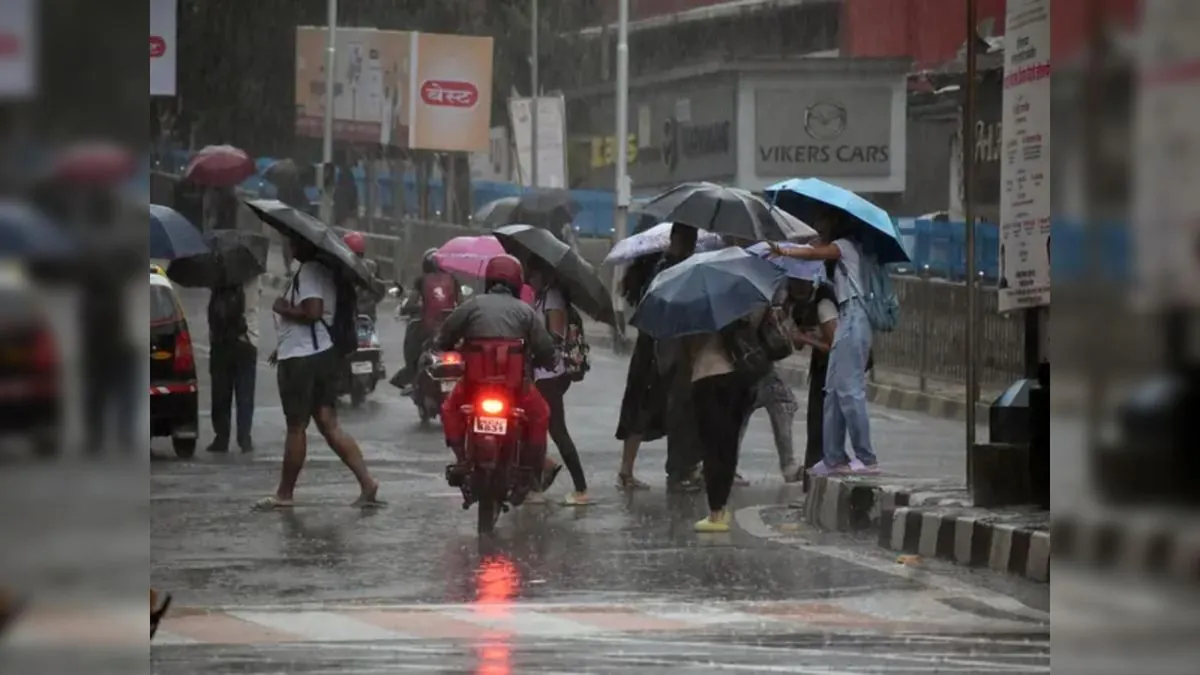 Mumbai Paralyzed: Torrential Rains Cause Flooding and Fatalities