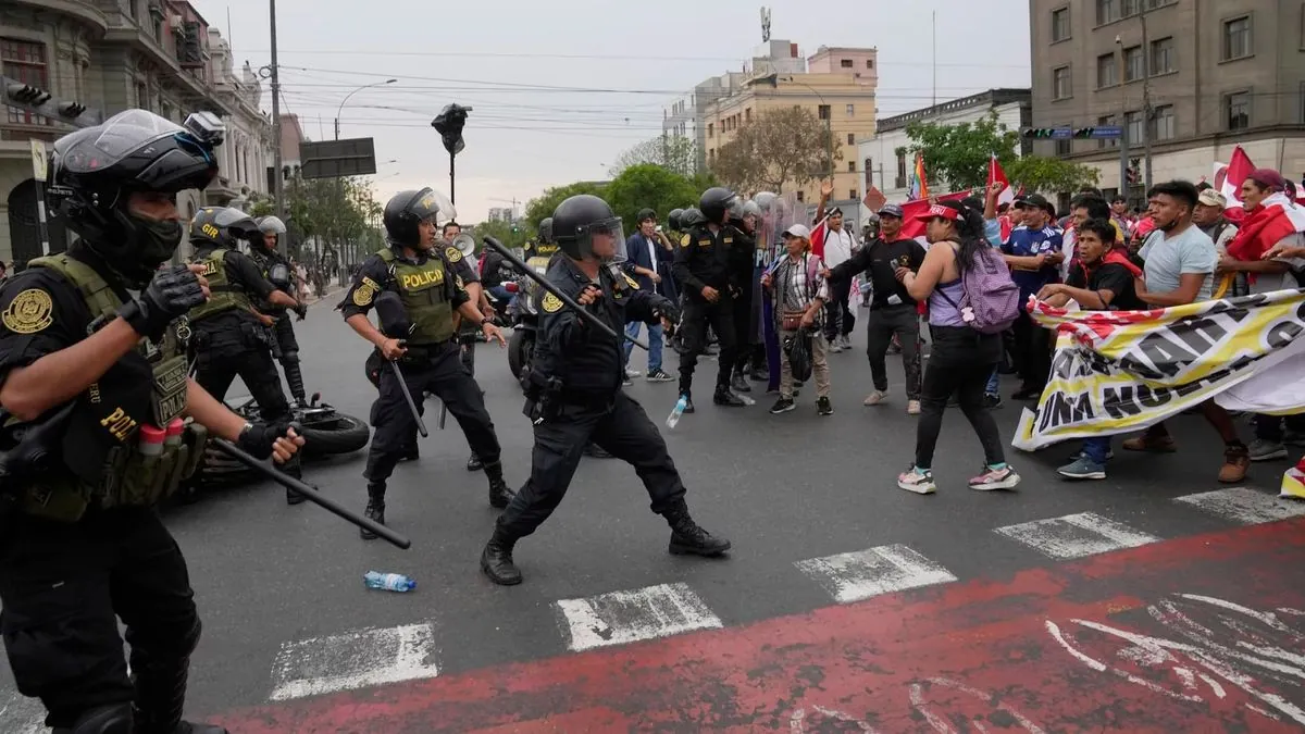 peru-declares-emergency-in-lima-districts-amid-bus-driver-strike