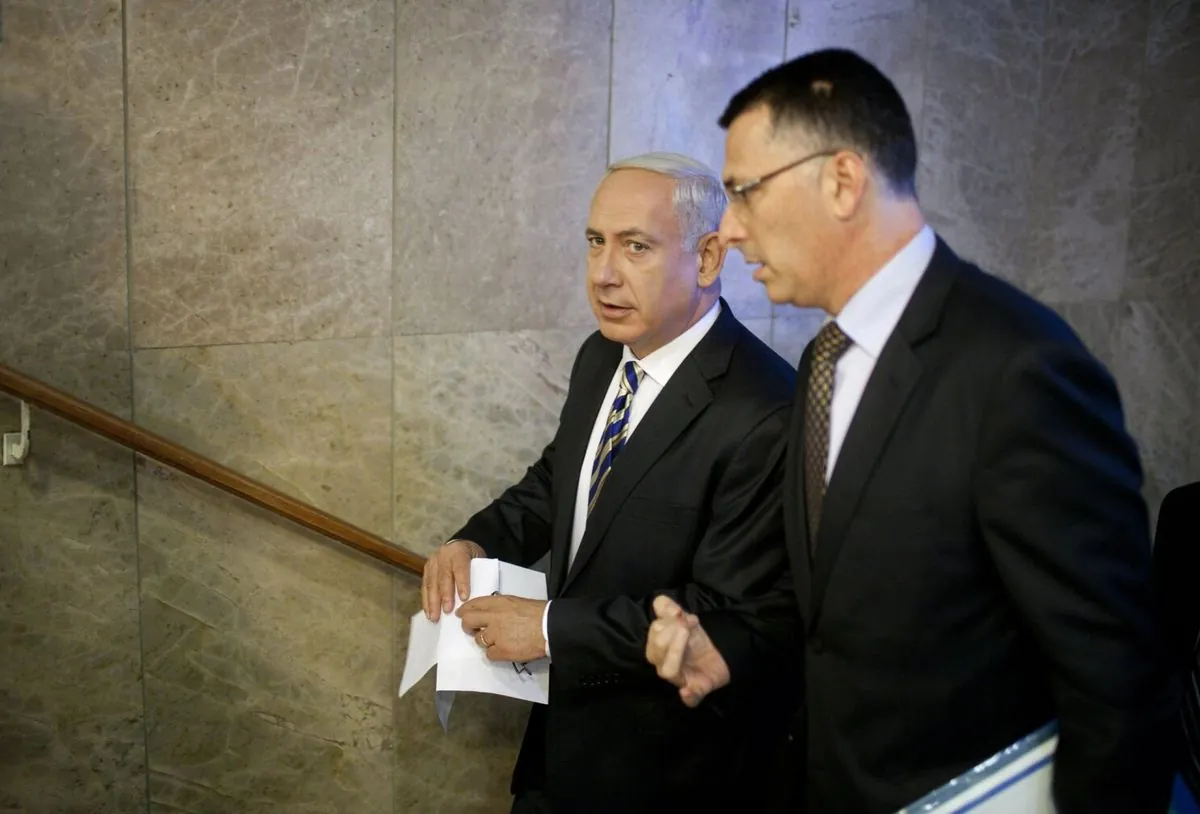 Netanyahu Bolsters Cabinet with Former Rival Gideon Saar