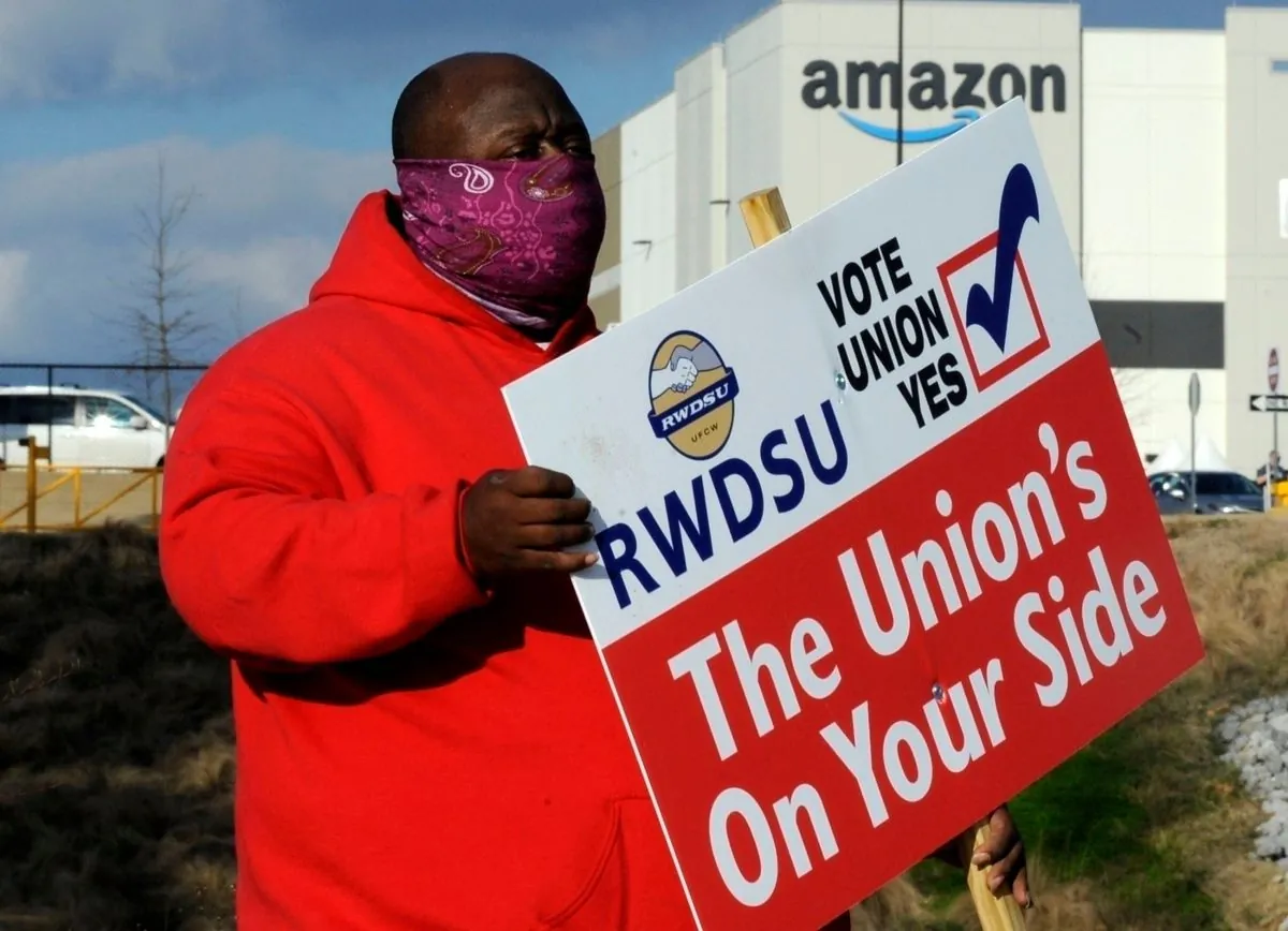 Amazon's NLRB Challenge Moved to D.C., Union Bargaining Proceeds