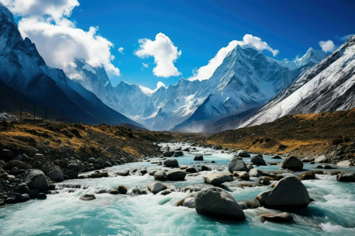 Everest's Unexpected Growth: River Merger Boosts World's Highest Peak